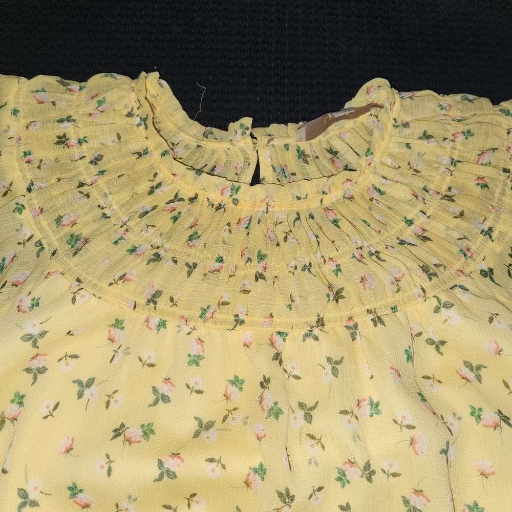 LOFT Butter Yellow Smocked Ditsy Floral Chiffon Lined Midi Dress Largw EUC - Picture 3 of 10
